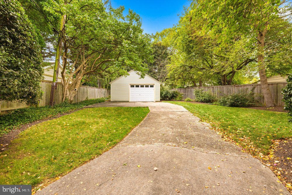 112 Summerfield Road photo 40