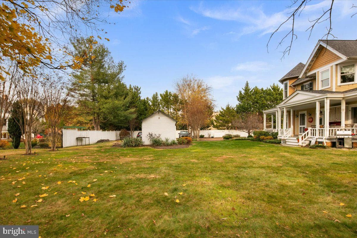 10400 Montgomery Avenue photo 77
