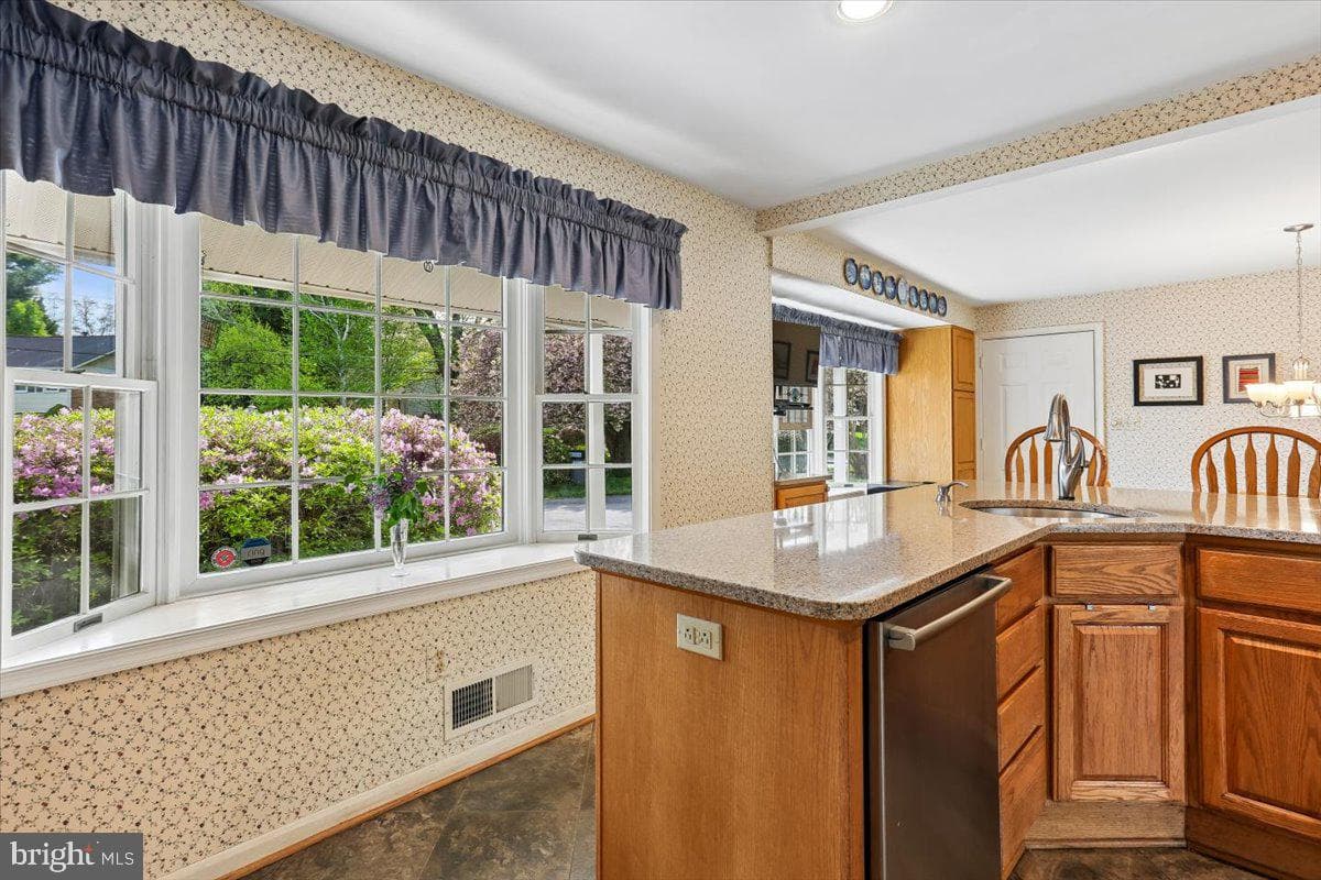7101 Blanchard Drive photo 14