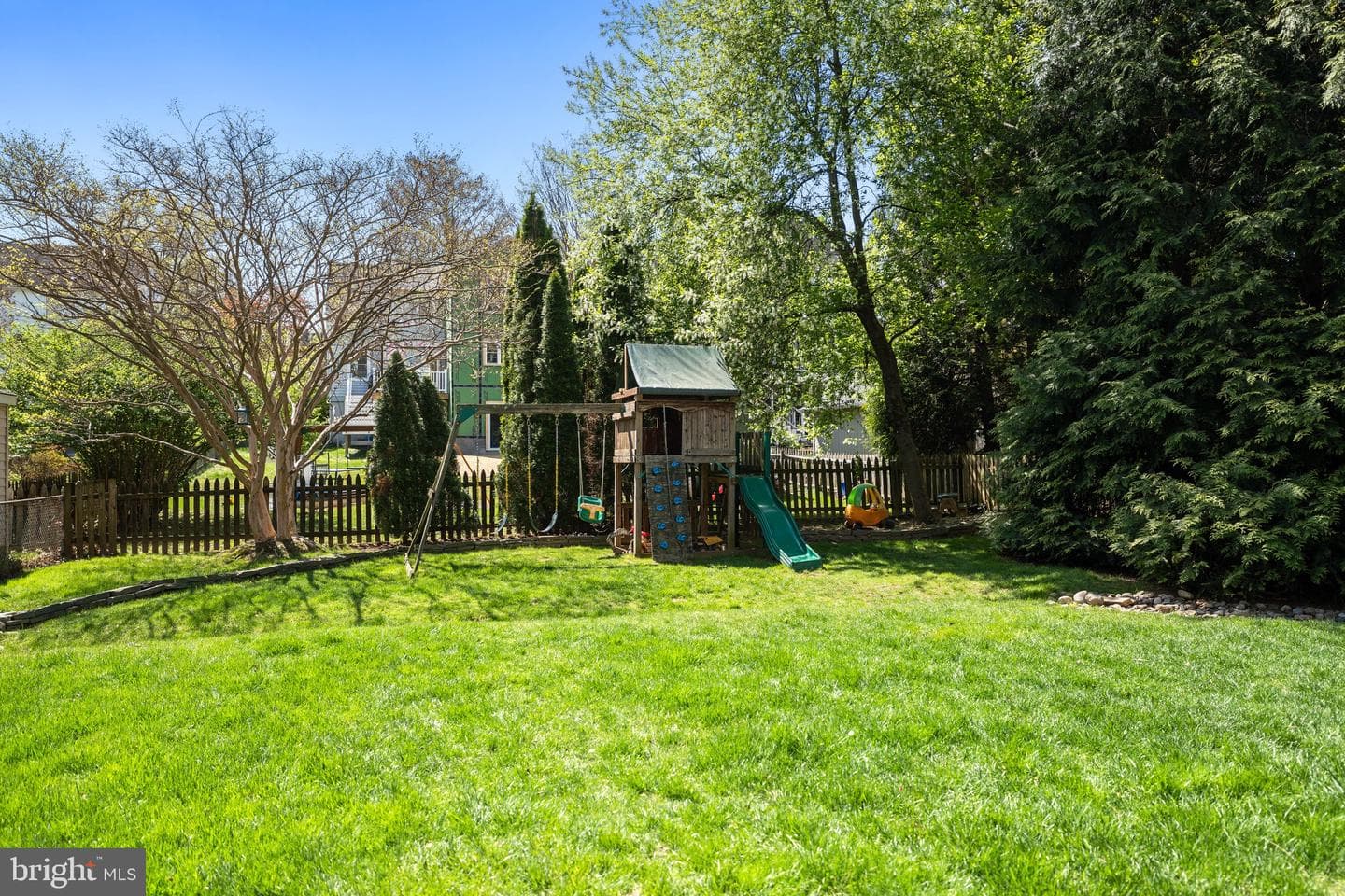 3504 Farragut Avenue photo 43