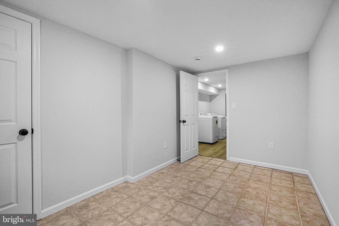 4305 Garrett Park Road photo 27