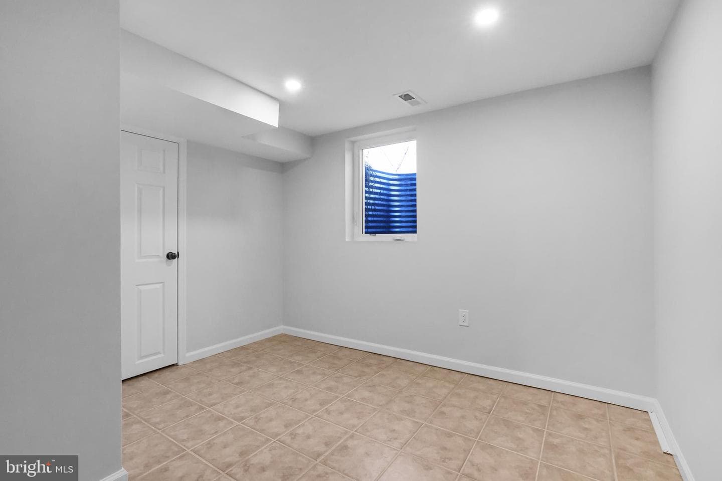 4305 Garrett Park Road photo 30