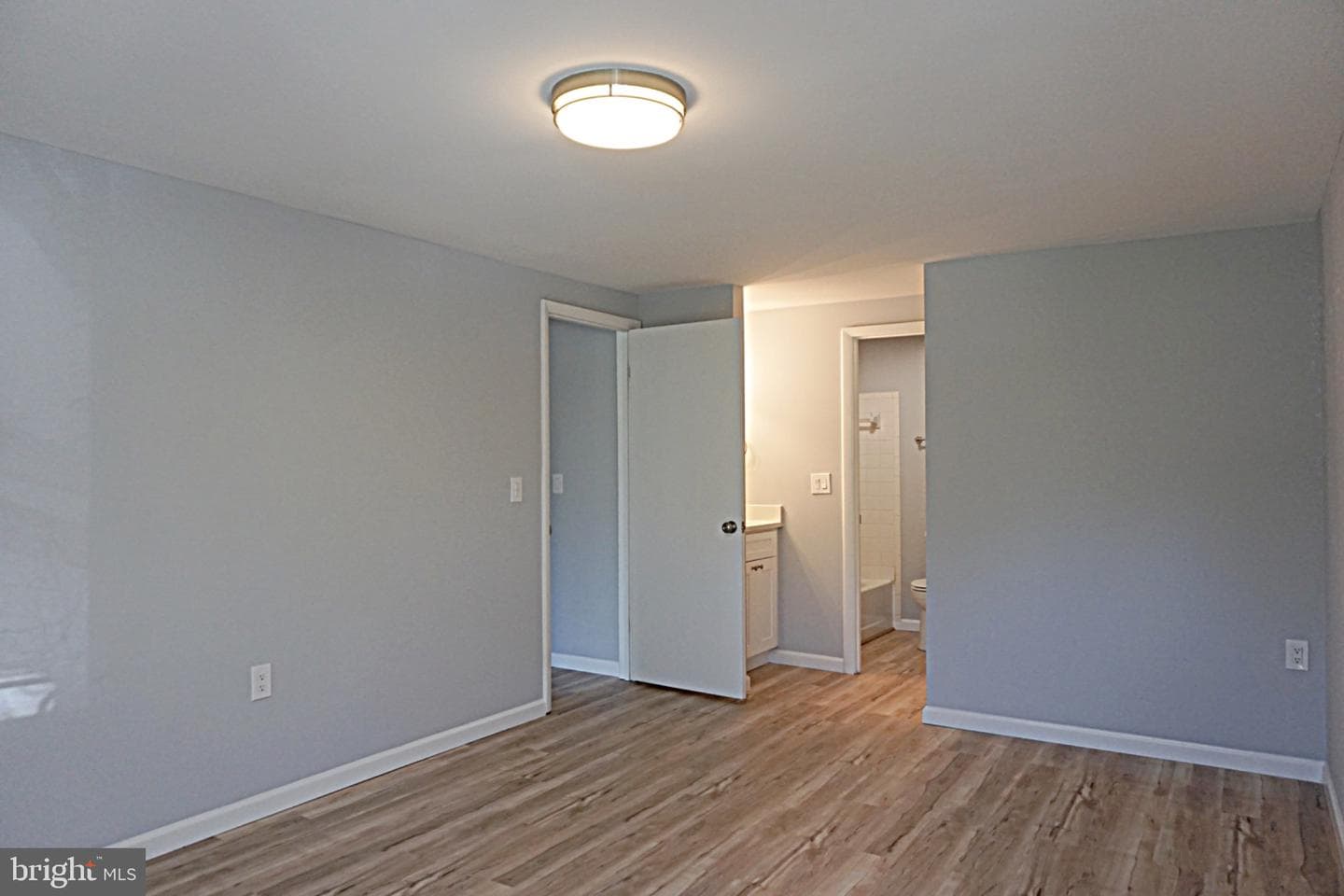13207 Chalet Place #104 photo 14
