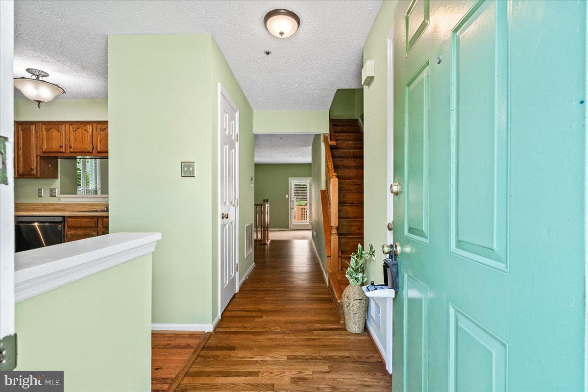 20540 Lowfield Drive photo 12