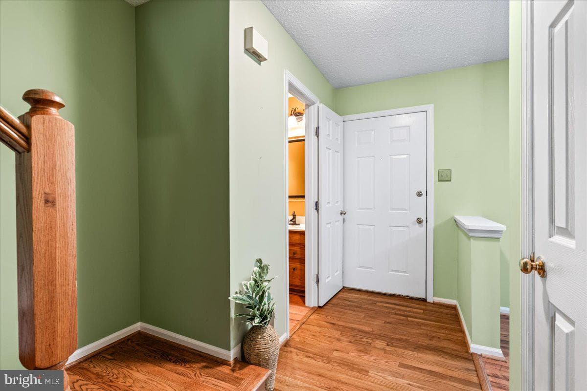 20540 Lowfield Drive photo 13
