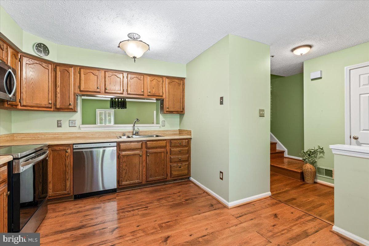 20540 Lowfield Drive photo 16