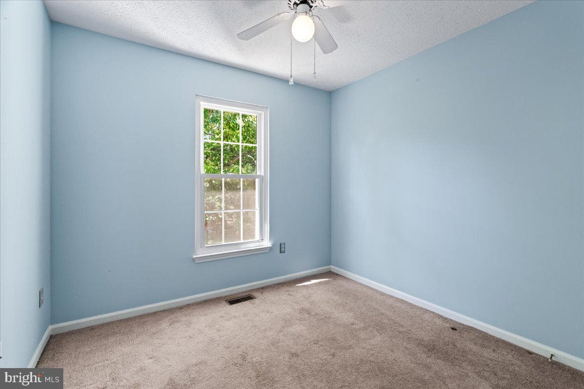 20540 Lowfield Drive photo 34