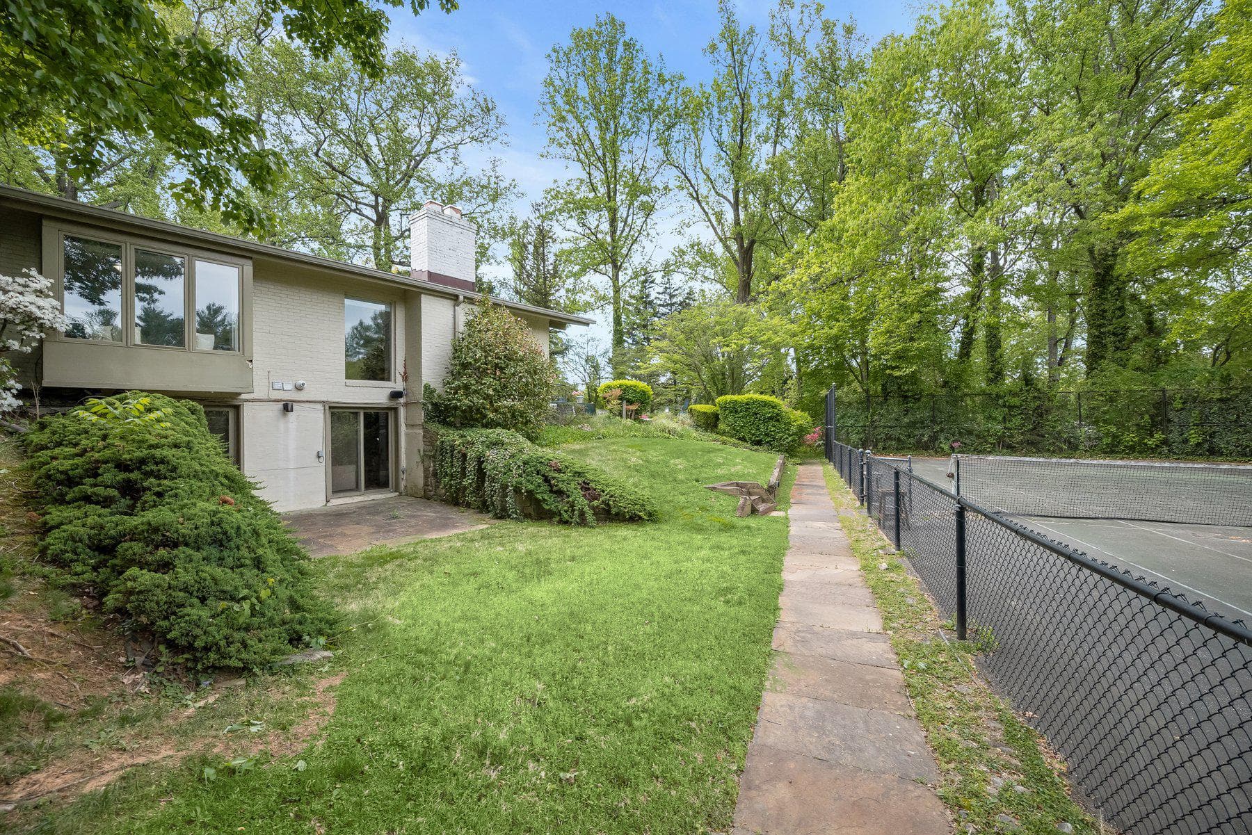 7104 Oak Forest Lane photo 38
