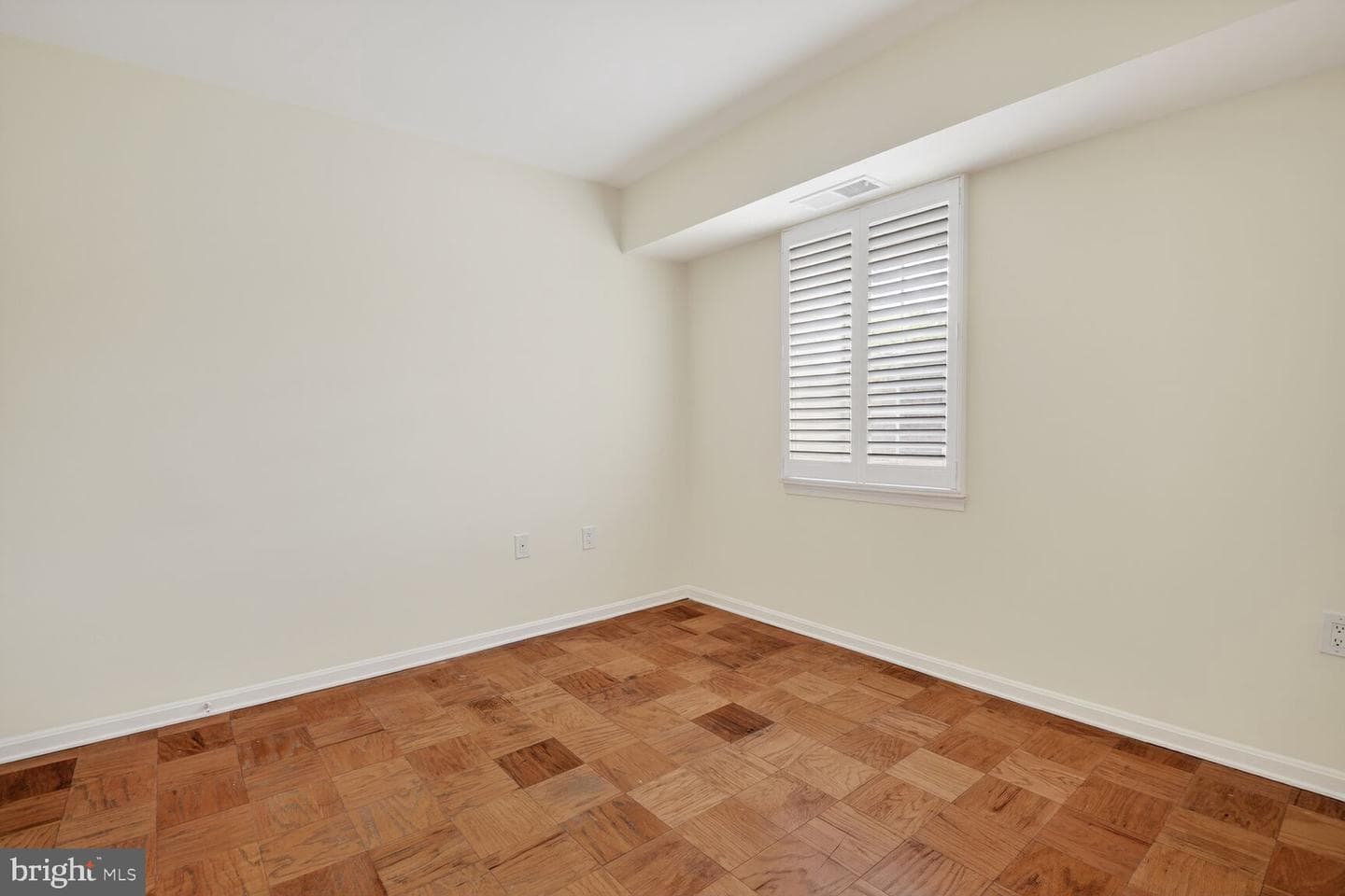862 College Parkway #202 photo 24