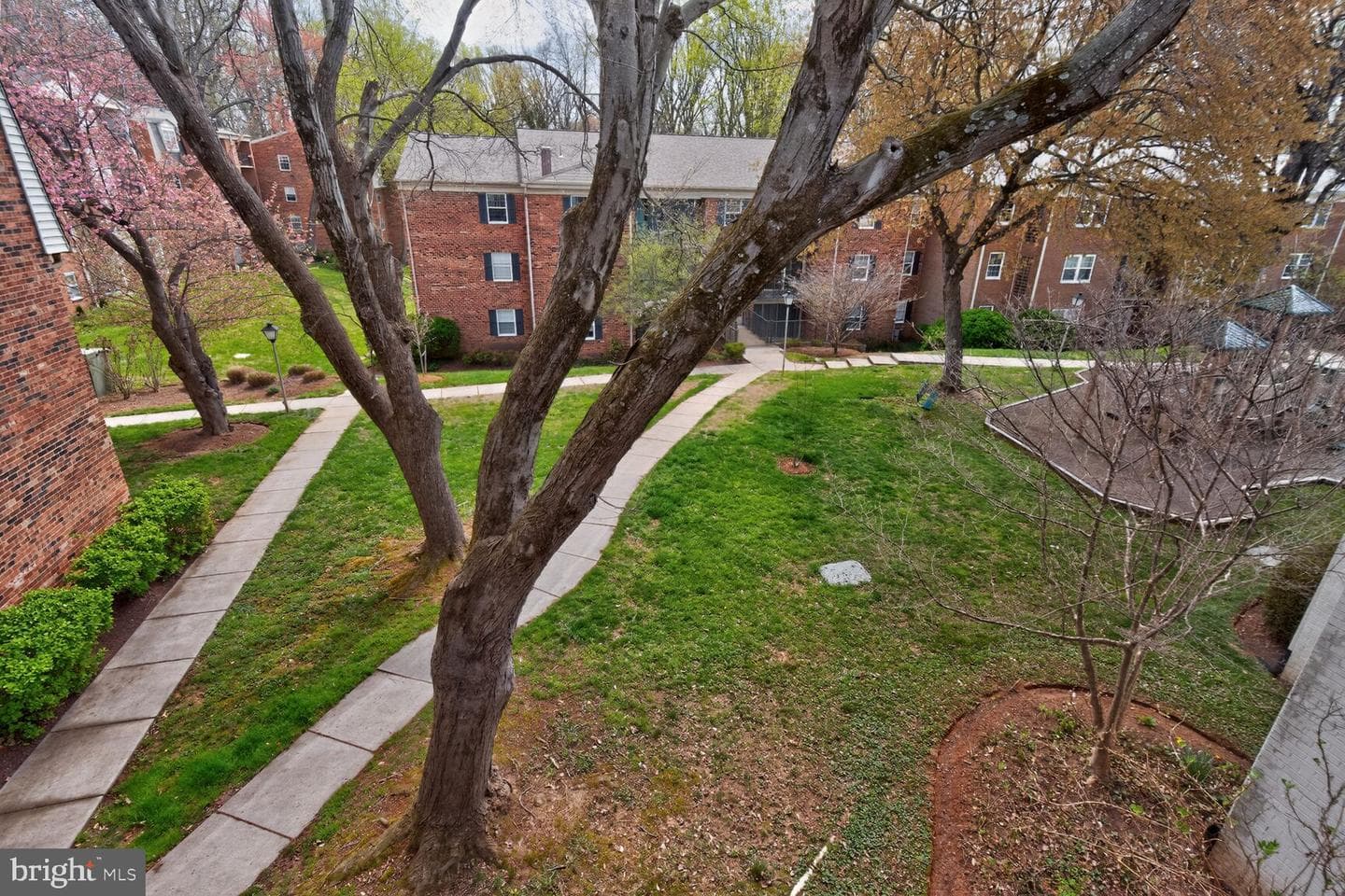 862 College Parkway #202 photo 30