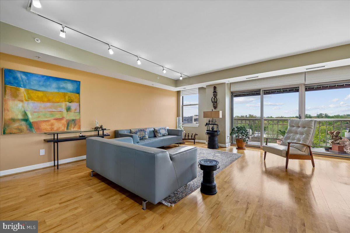 5000 Battery Lane #1003 photo 11