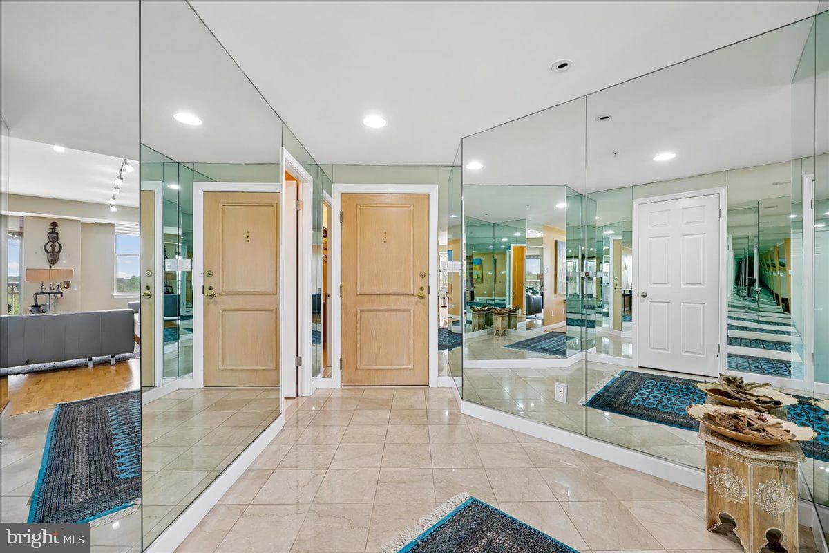5000 Battery Lane #1003 photo 9