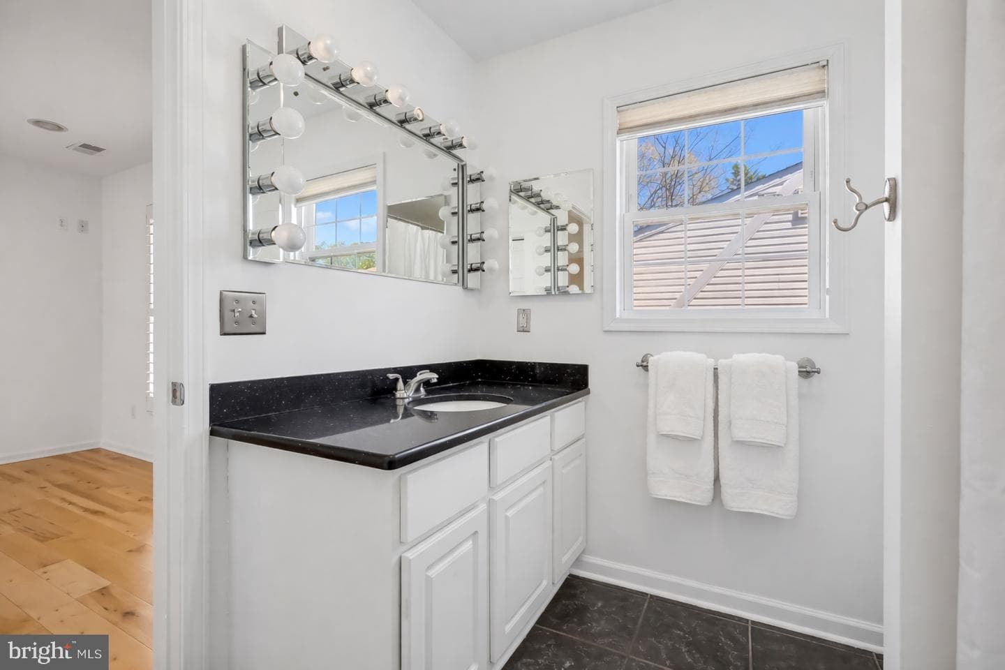 4557 Fairfield Drive photo 23