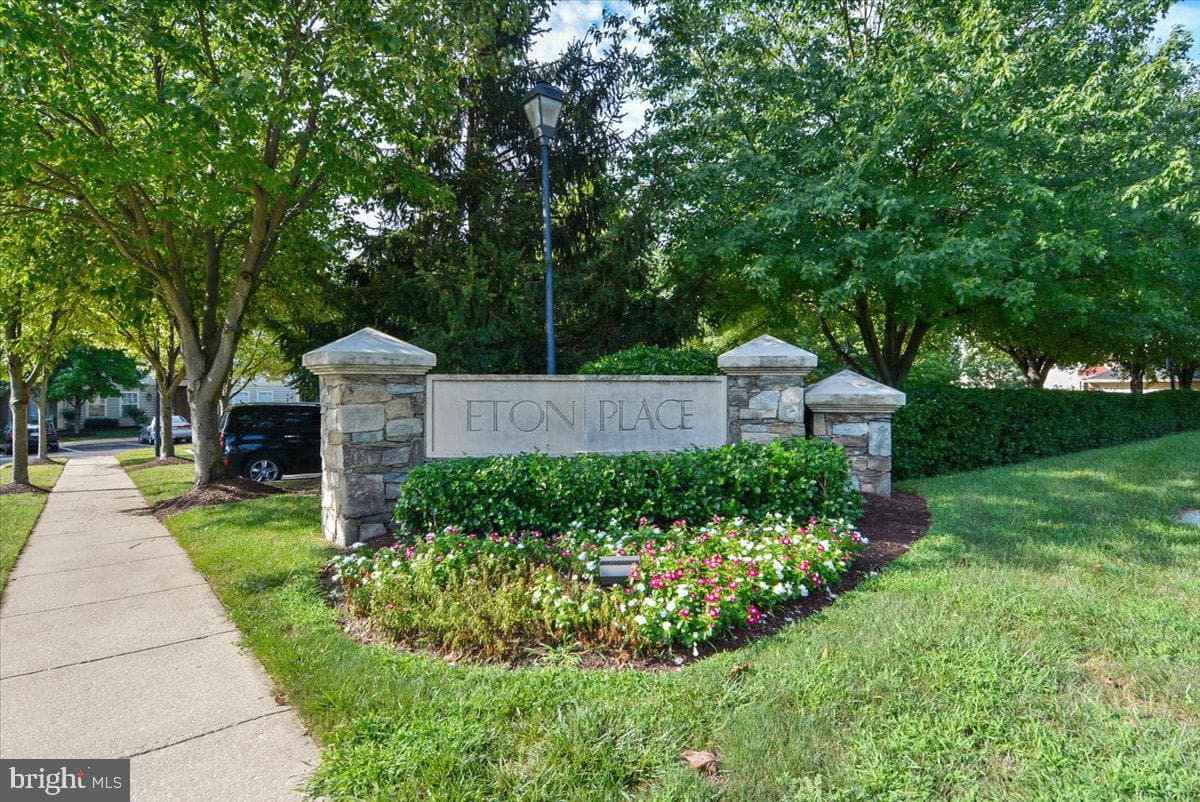 11828 Eton Manor Drive #301 photo 21