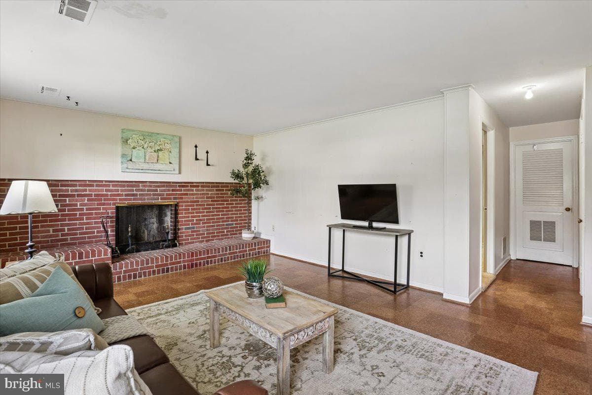 16725 Frontenac Terrace photo 30