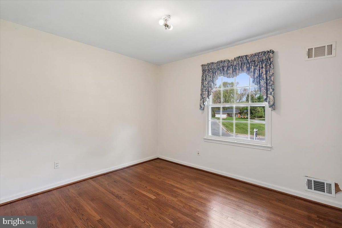 16725 Frontenac Terrace photo 39