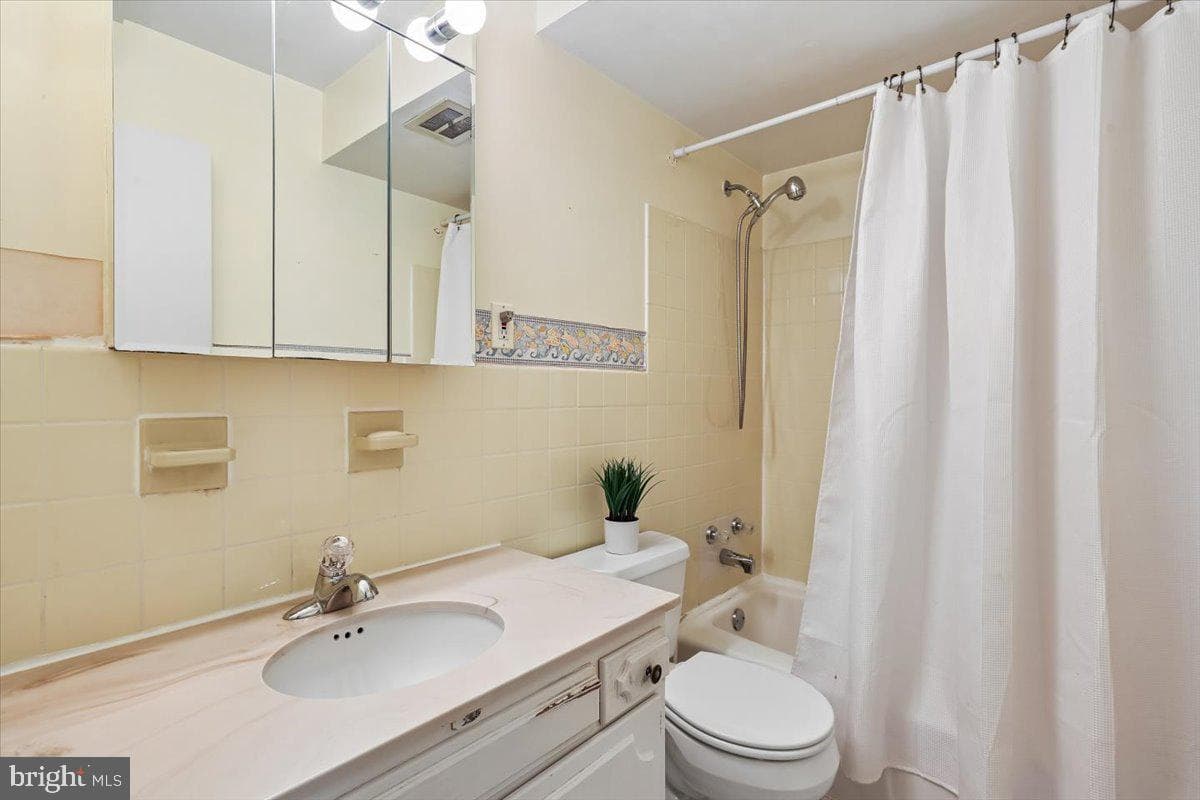 16725 Frontenac Terrace photo 43