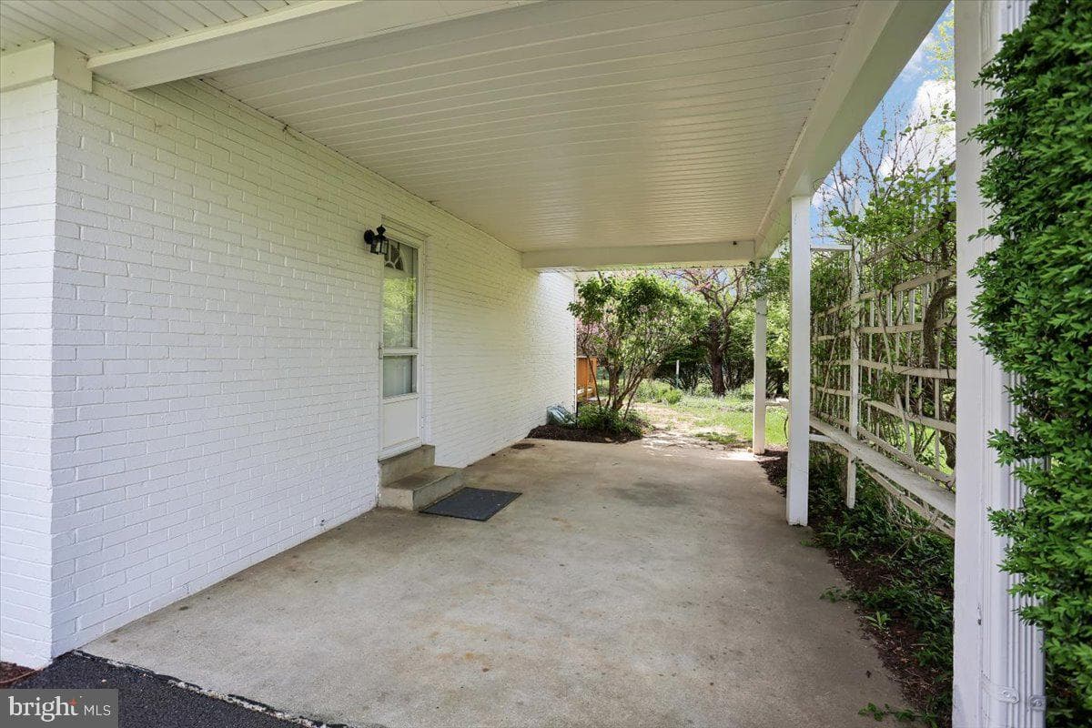 16725 Frontenac Terrace photo 54