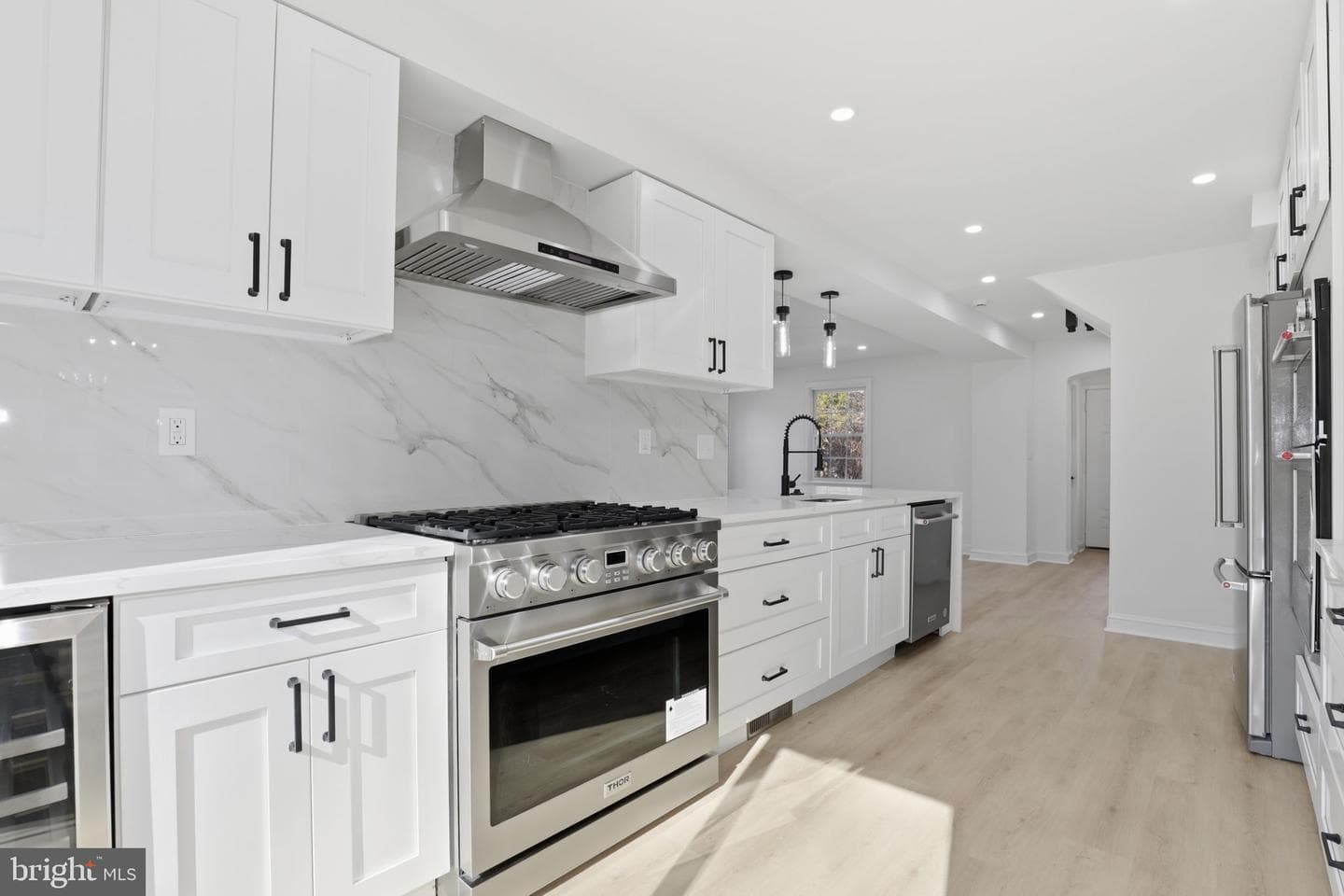 311 Ellsworth Drive photo 16