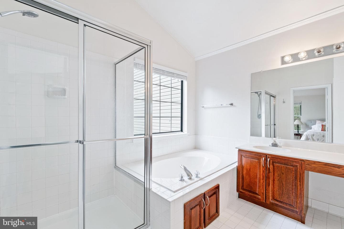 17900 Shotley Bridge Place photo 19