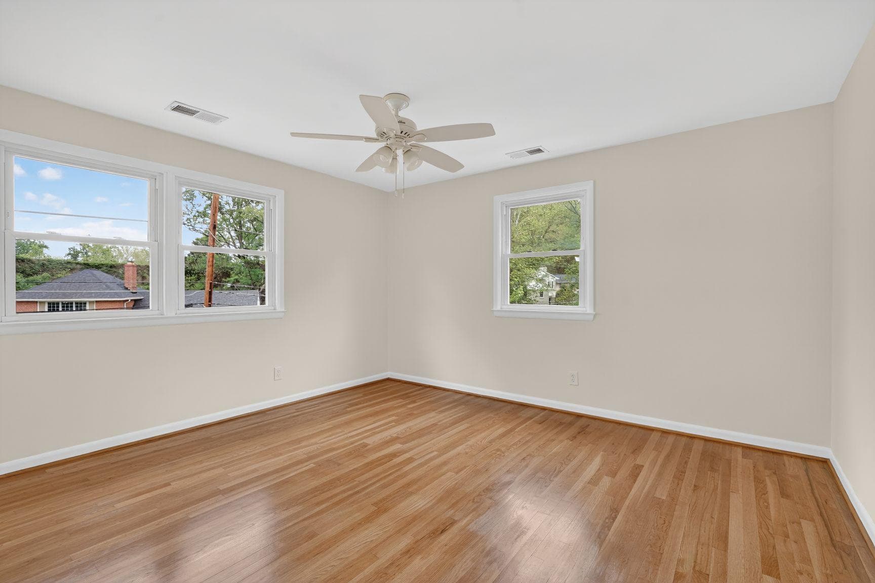 3600 Faircastle Drive photo 32