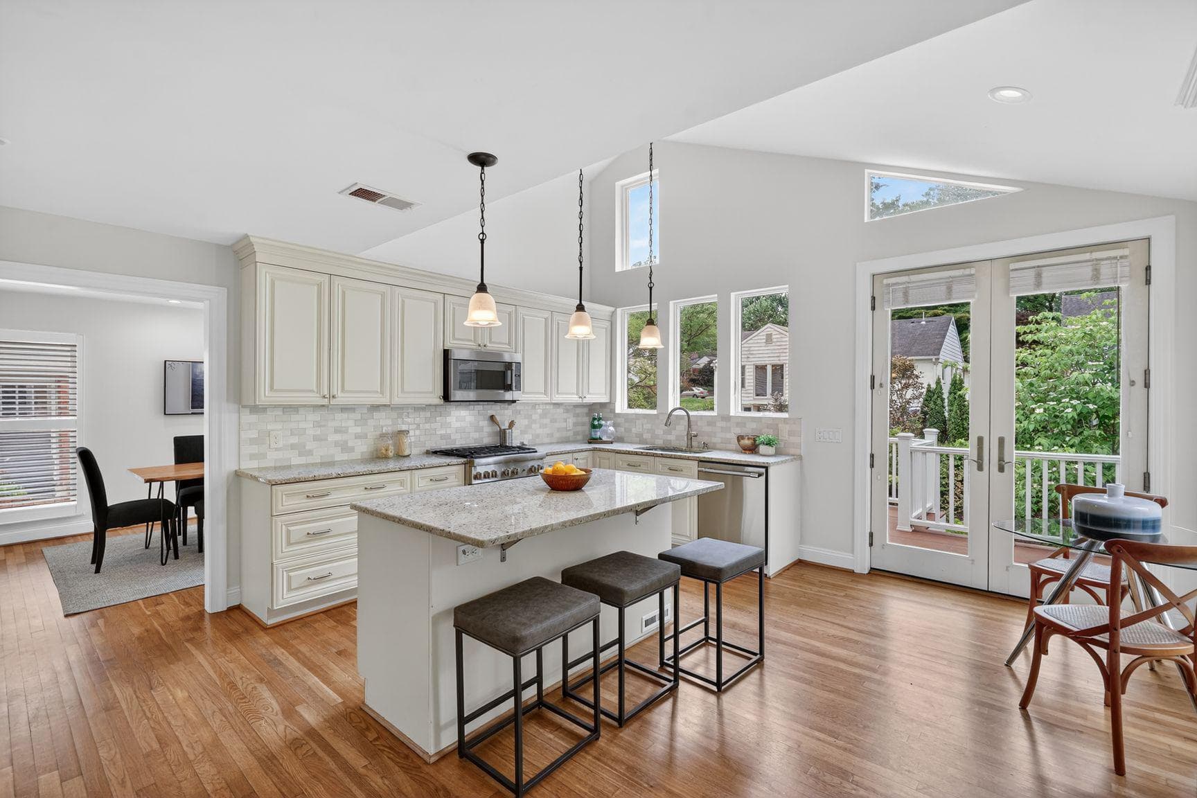 3600 Faircastle Drive photo 9