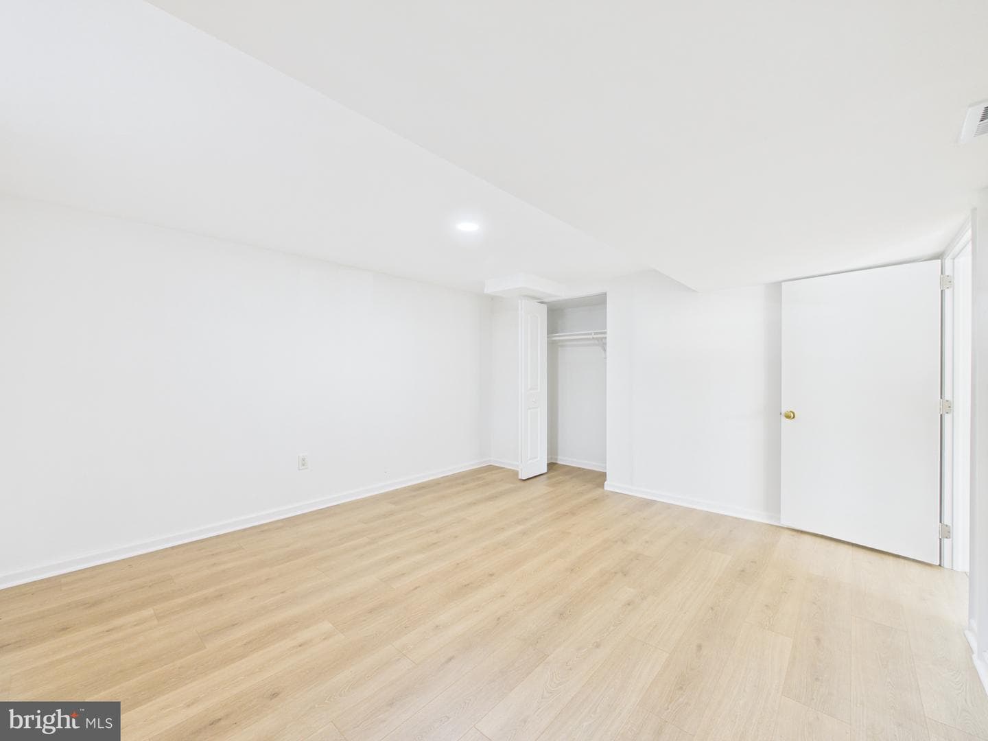 622 Mcintyre Road photo 32