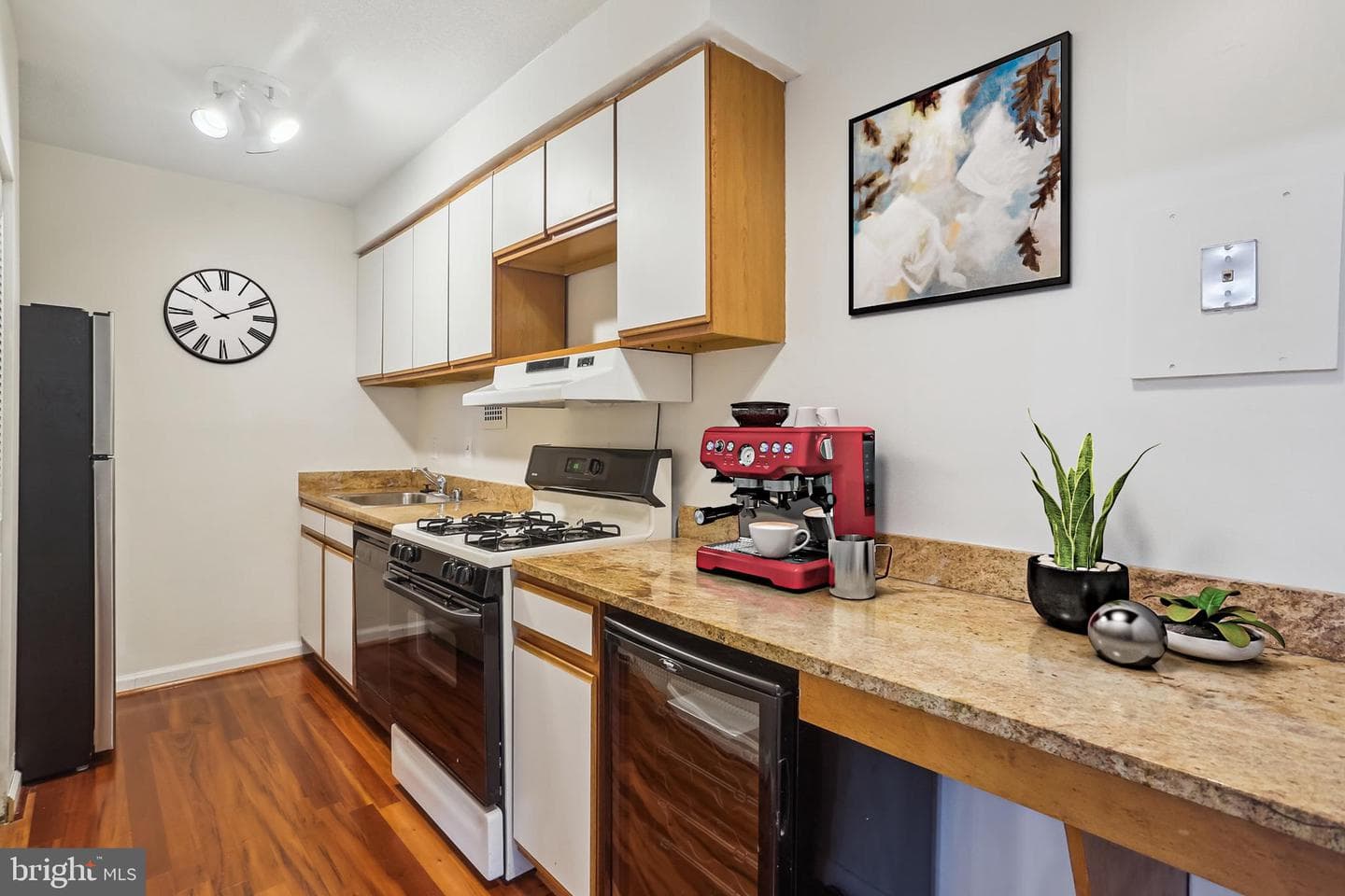 4242 East West Highway #414 photo 6