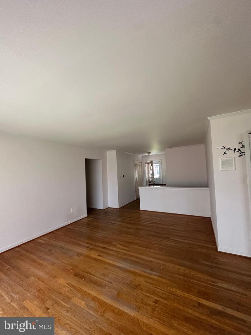 6621 Sulky Lane photo 24