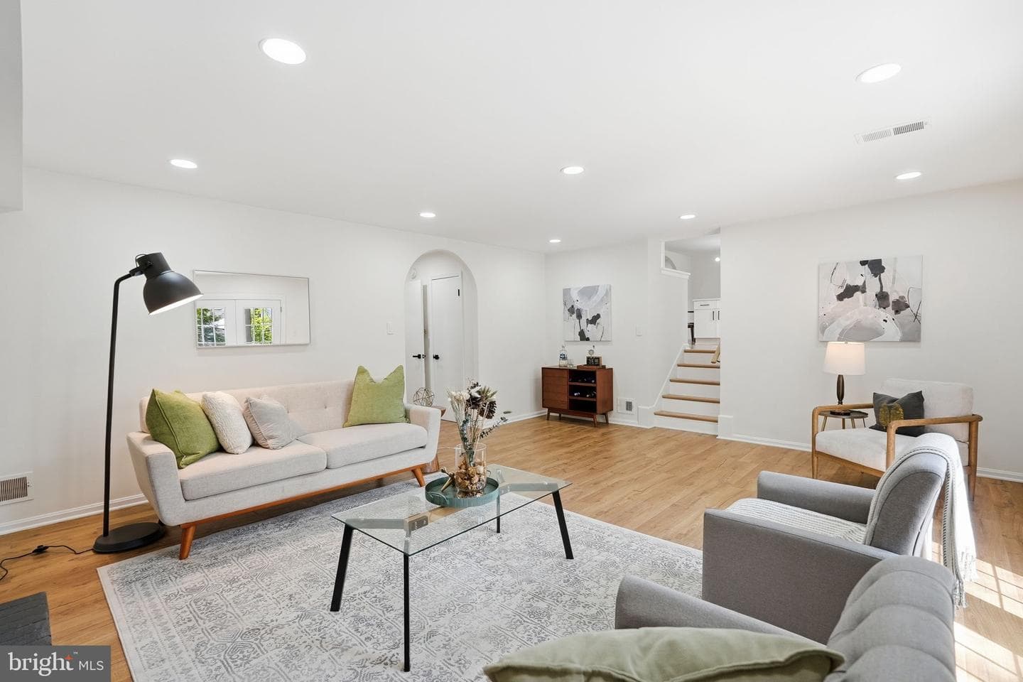 815 Woodley Drive photo 15