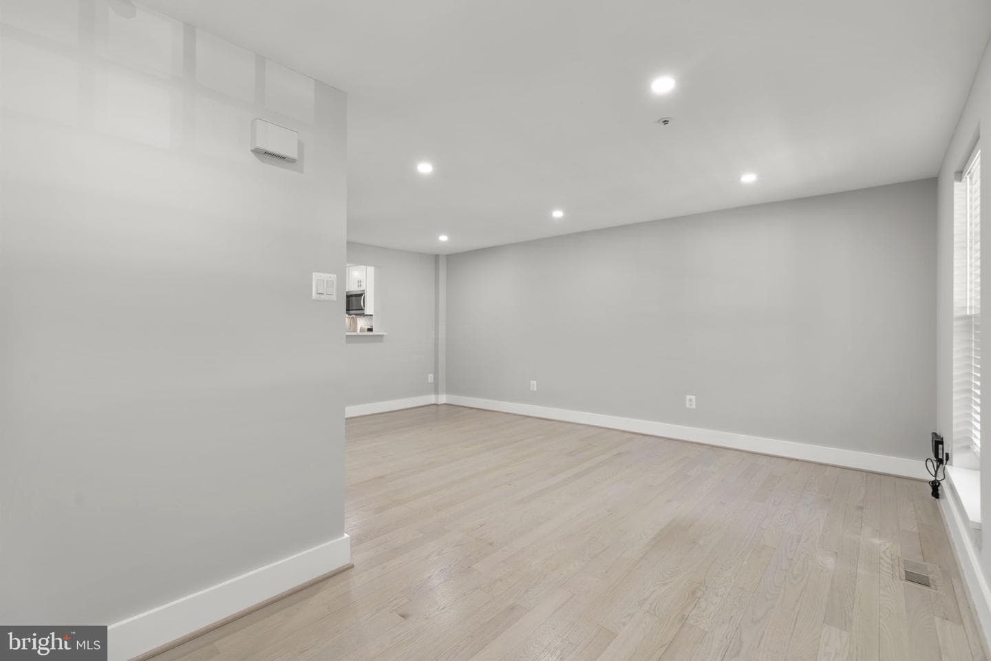 20517 Staffordshire Drive photo 4
