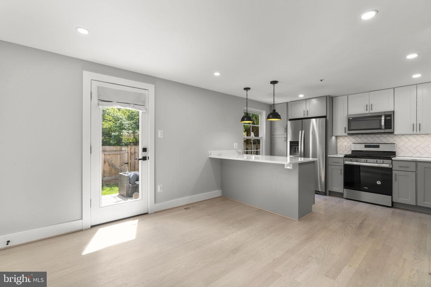 20517 Staffordshire Drive photo 8