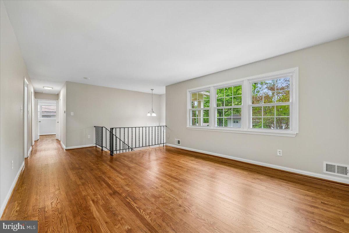 5315 Manorfield Road photo 17