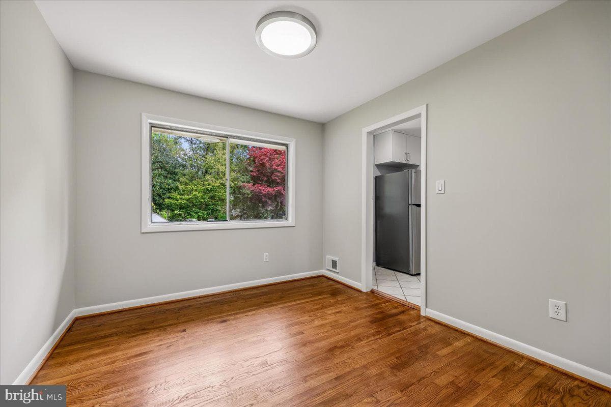 5315 Manorfield Road photo 23