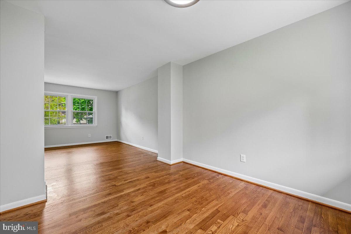 5315 Manorfield Road photo 24