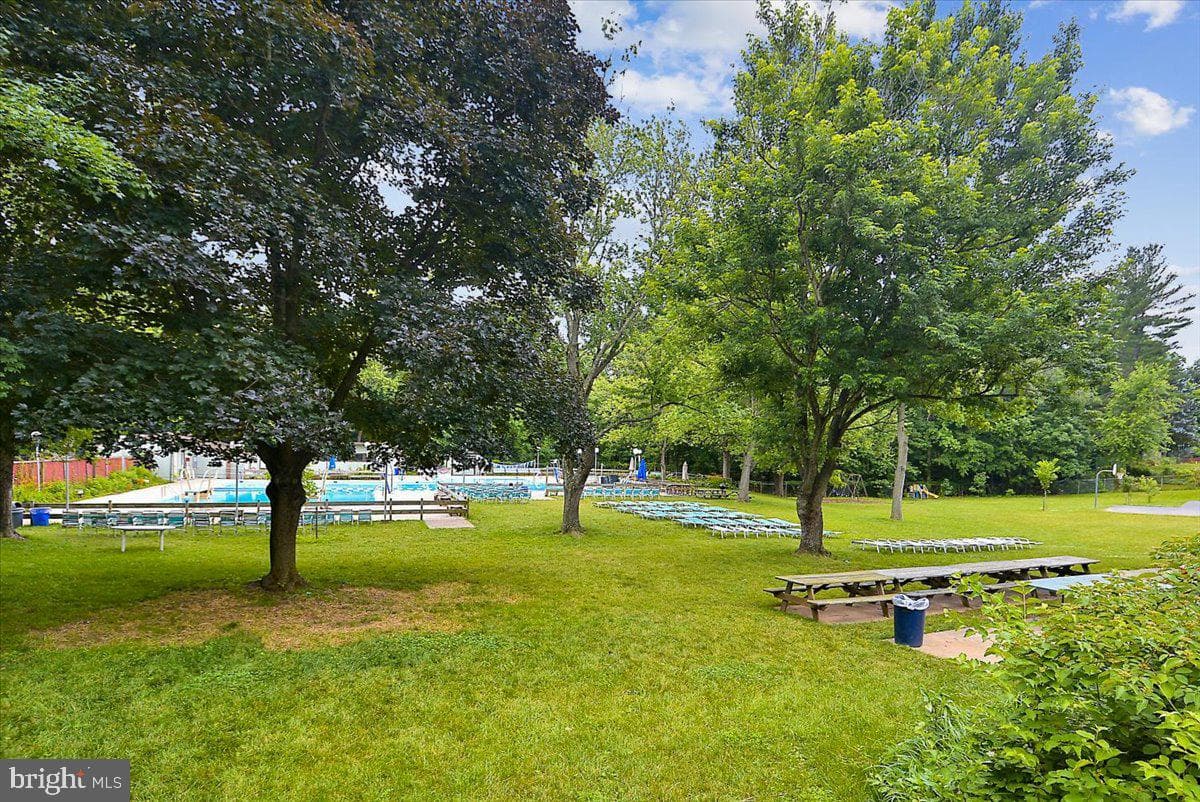 5315 Manorfield Road photo 92