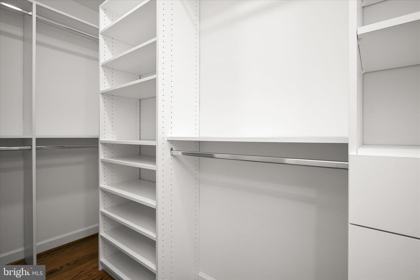 9848 Avenel Farm Drive photo 38