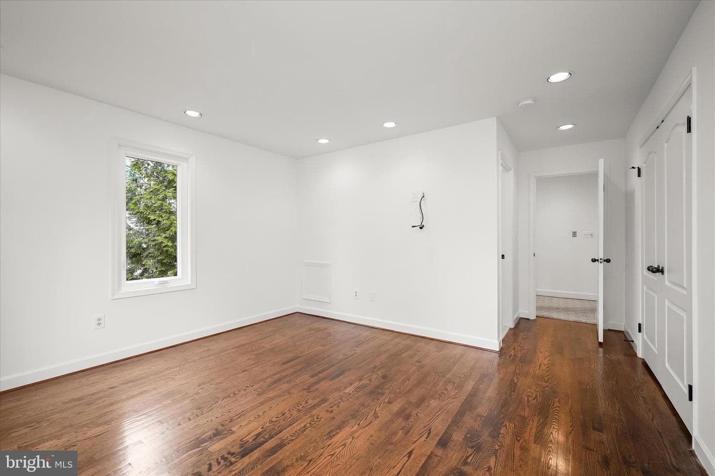 9848 Avenel Farm Drive photo 39