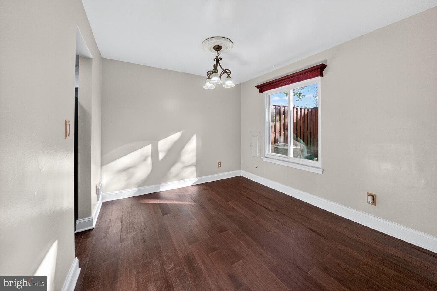 10022 Wedge Way photo 17
