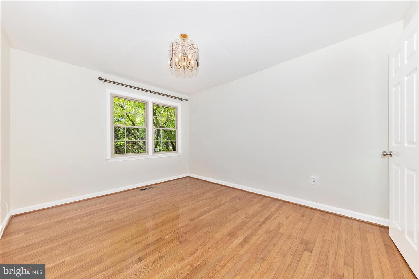 11308 Empire Lane photo 32