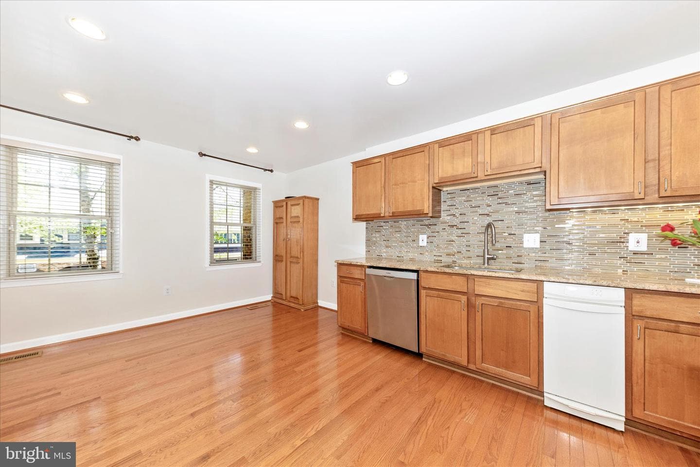 11308 Empire Lane photo 8