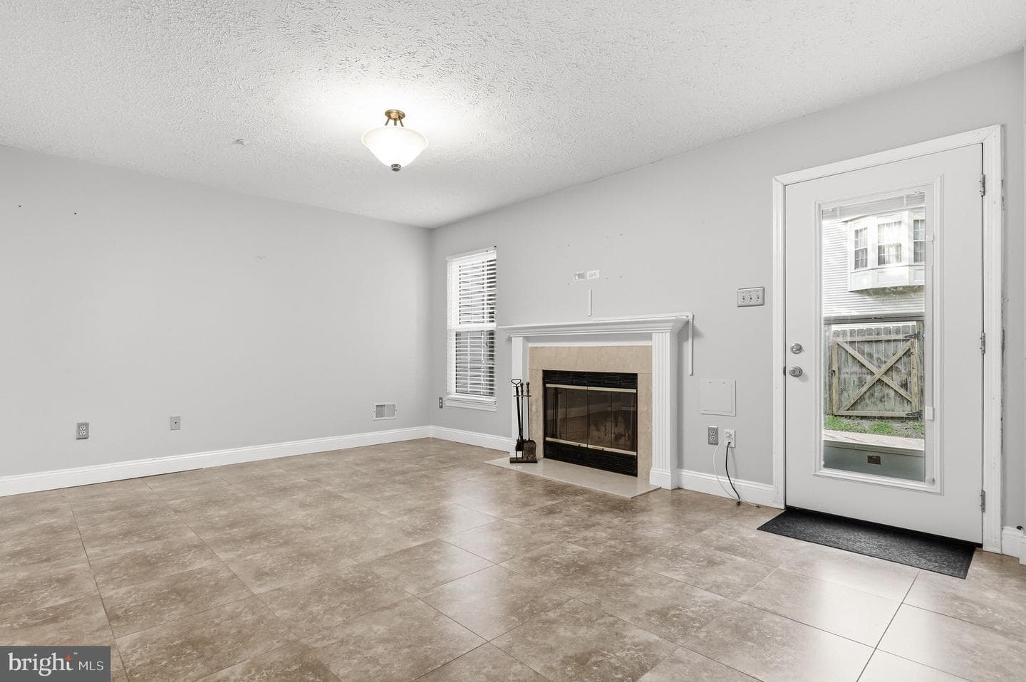 18639 Clovercrest Circle photo 31