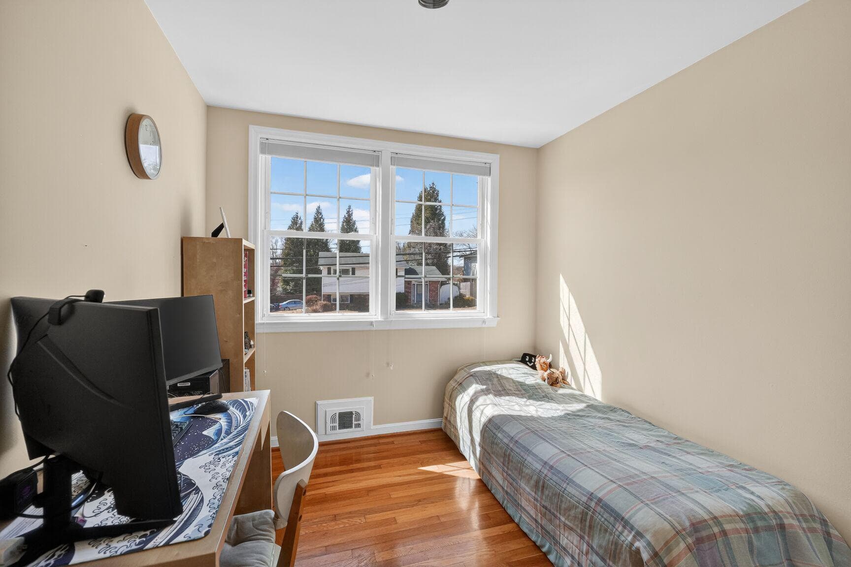 13013 Arctic Avenue photo 16