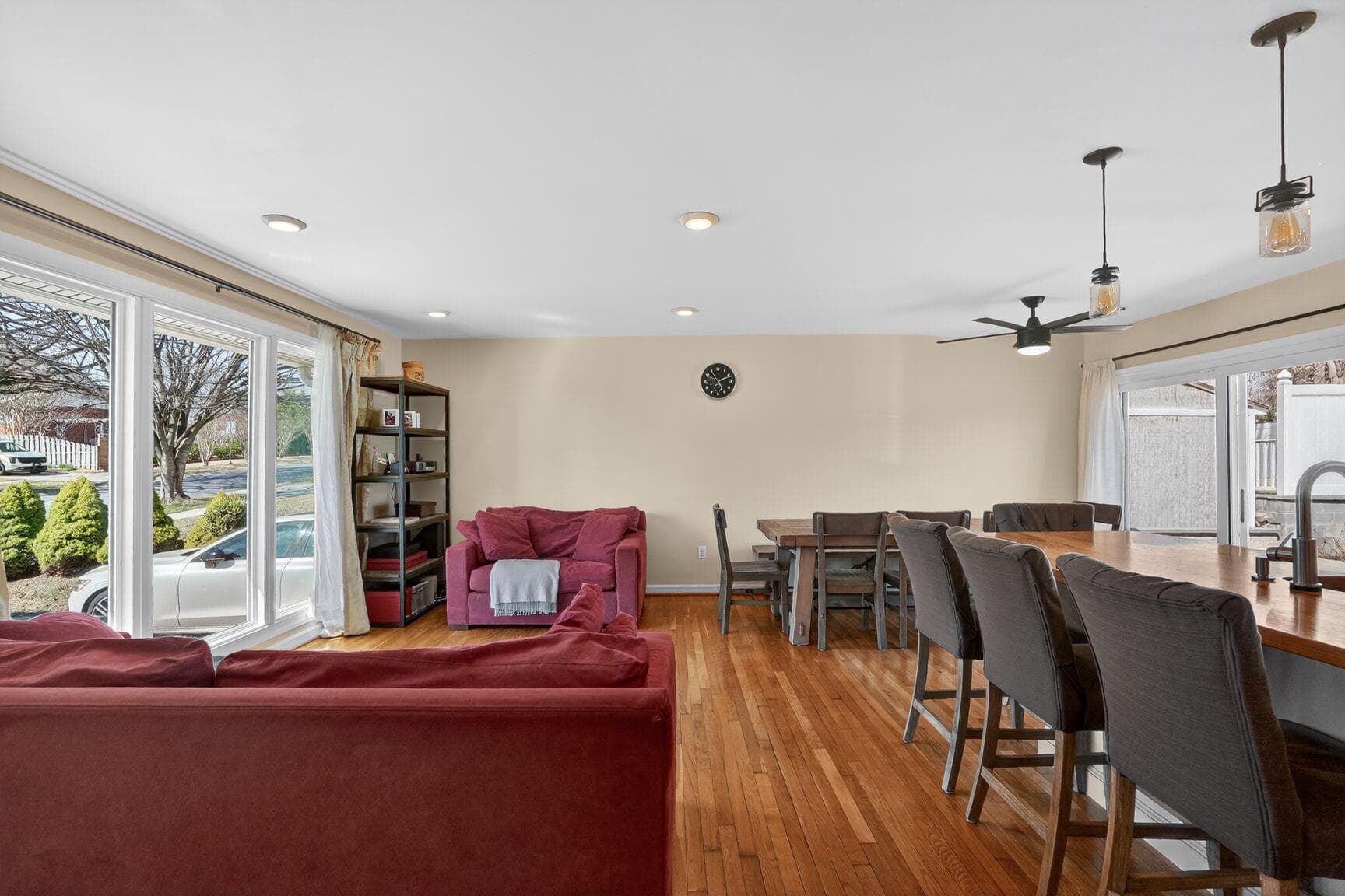 13013 Arctic Avenue photo 5