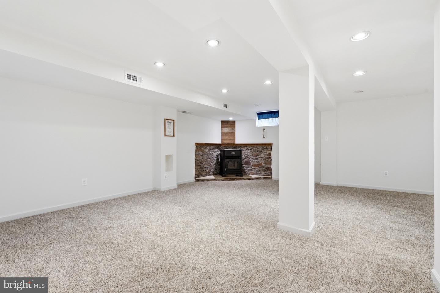23725 Woodfield Road photo 25