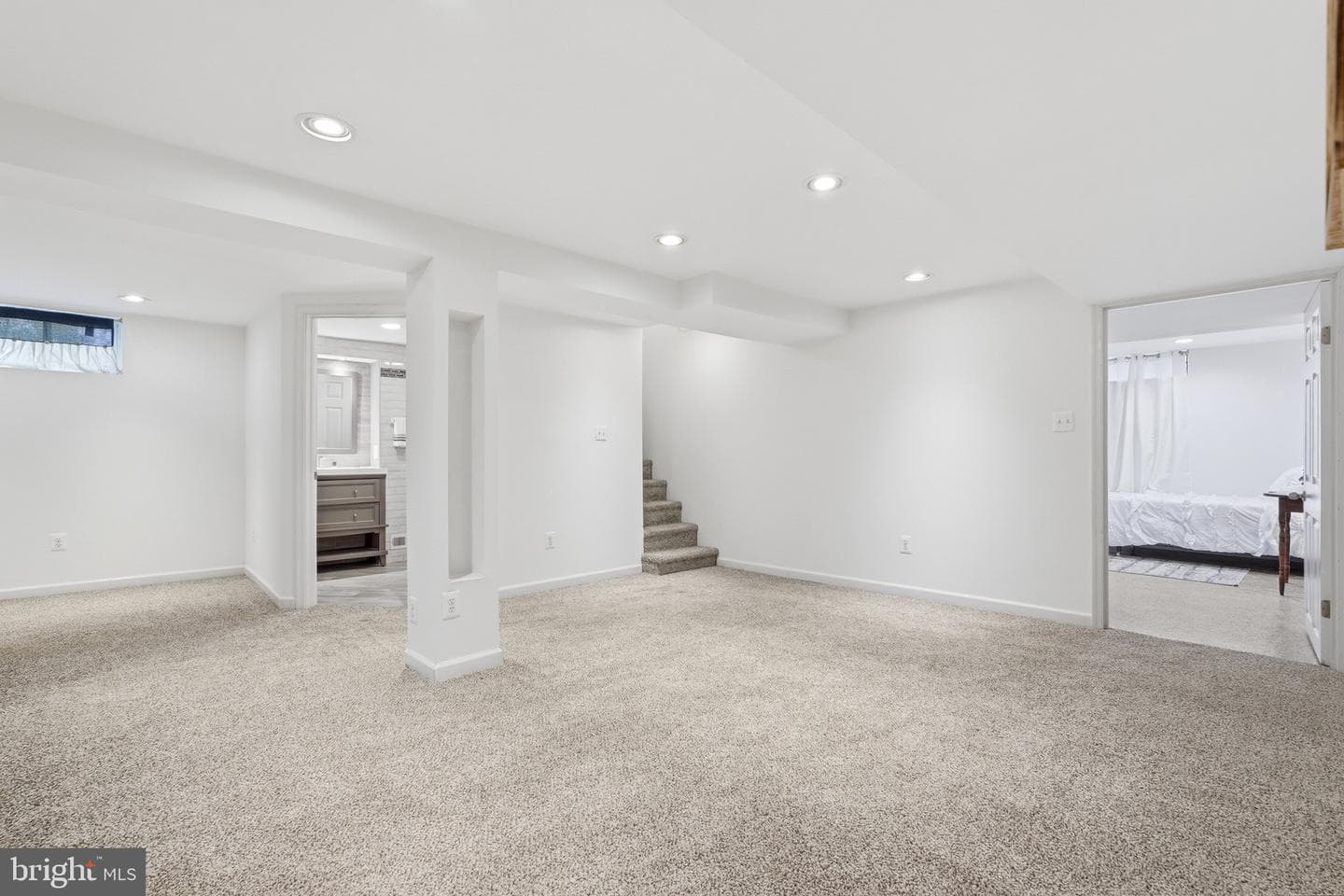 23725 Woodfield Road photo 26