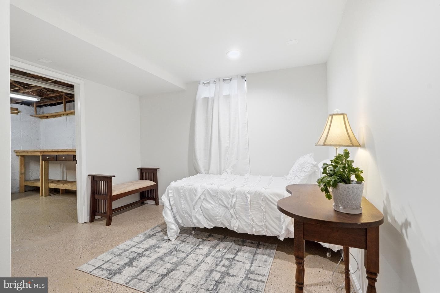 23725 Woodfield Road photo 29
