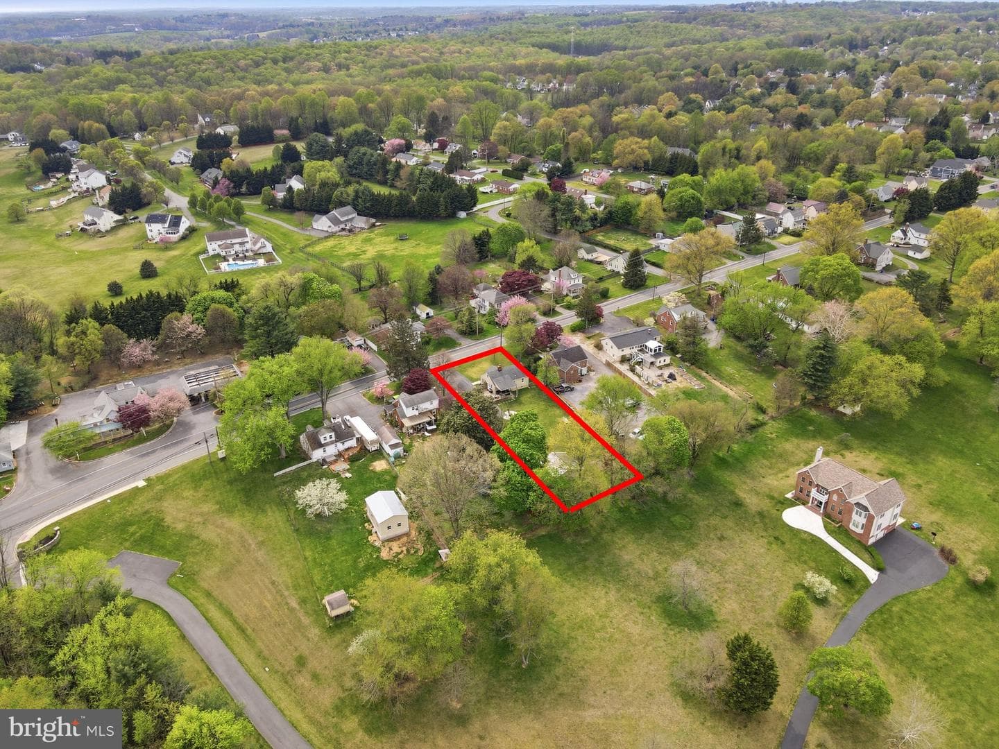 23725 Woodfield Road photo 56