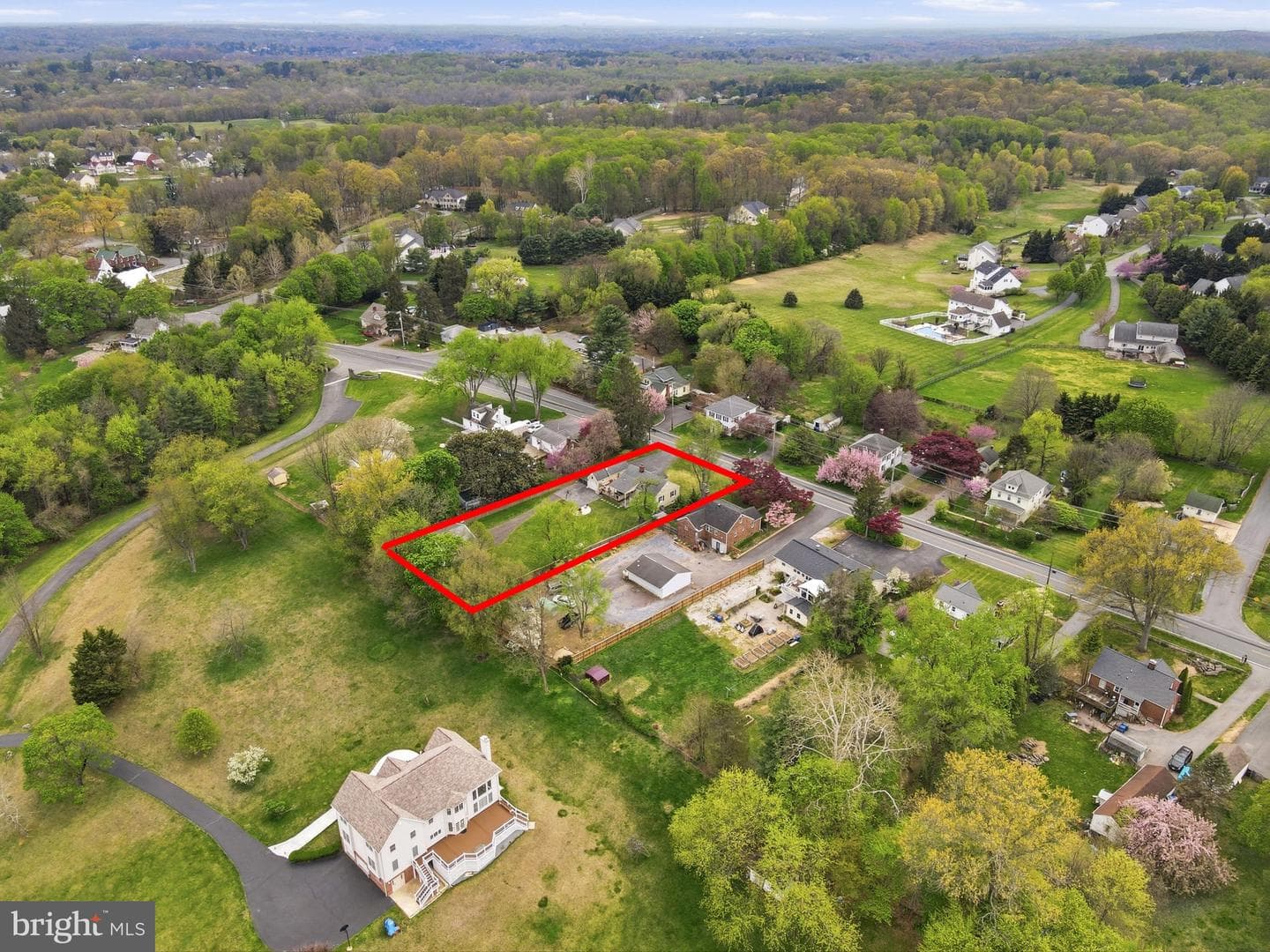23725 Woodfield Road photo 58