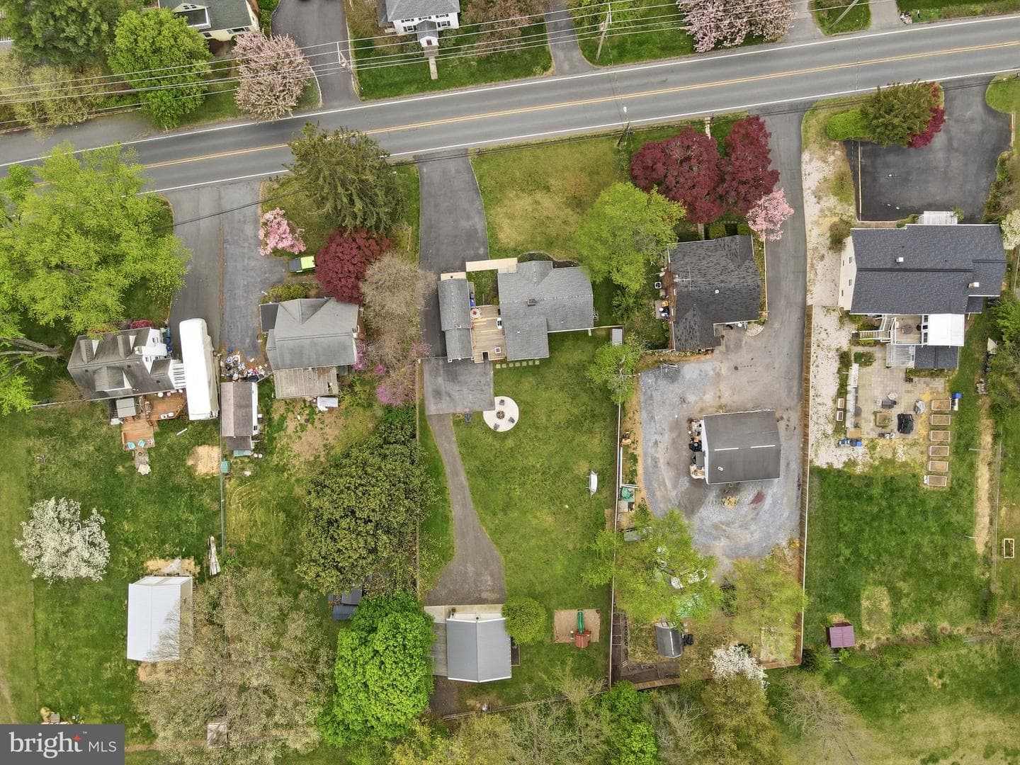 23725 Woodfield Road photo 61